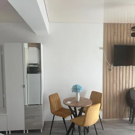 Apartmán 606 B2 Almar Luxury Residence-renting & Free Pool