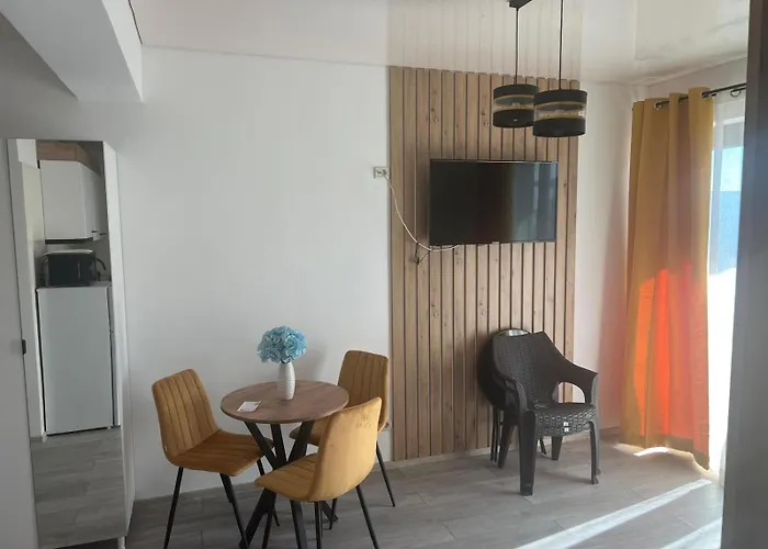 Apartment 606 B2 Almar Luxury Residence-renting & Free Pool