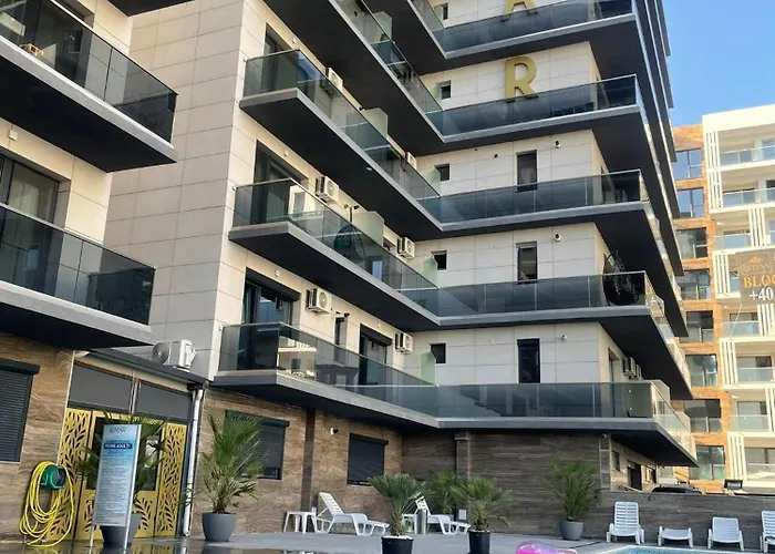 606 B2 Almar Luxury Residence-renting & Free Pool * Navodari